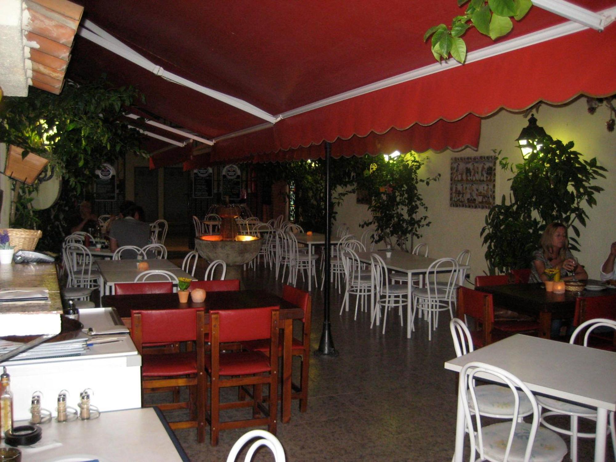 Pension Casa Austria Calella Eksteriør bilde
