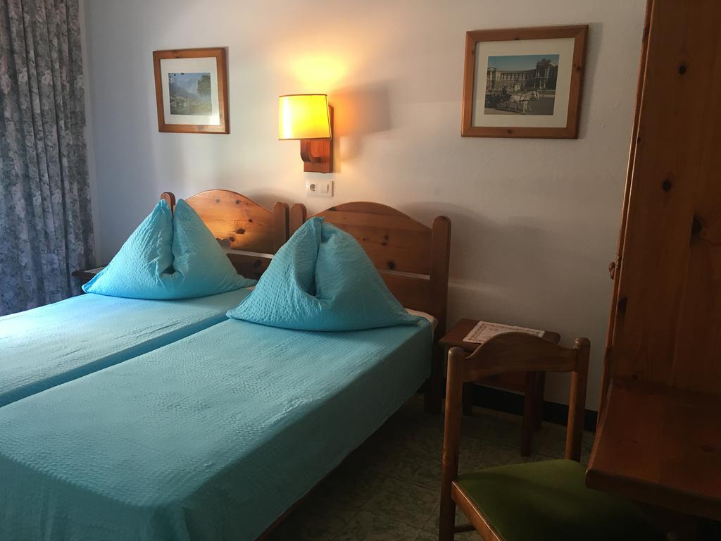 Pension Casa Austria Calella Eksteriør bilde