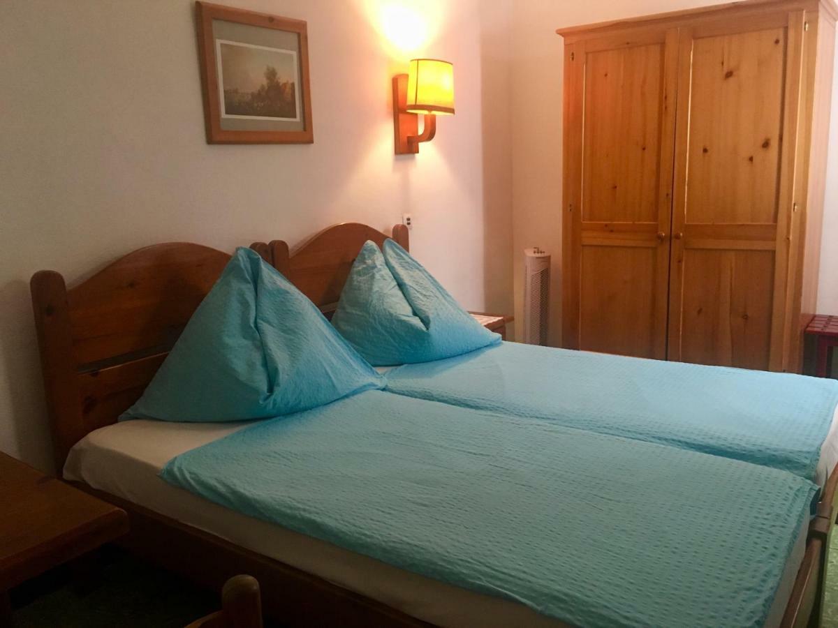 Pension Casa Austria Calella Eksteriør bilde